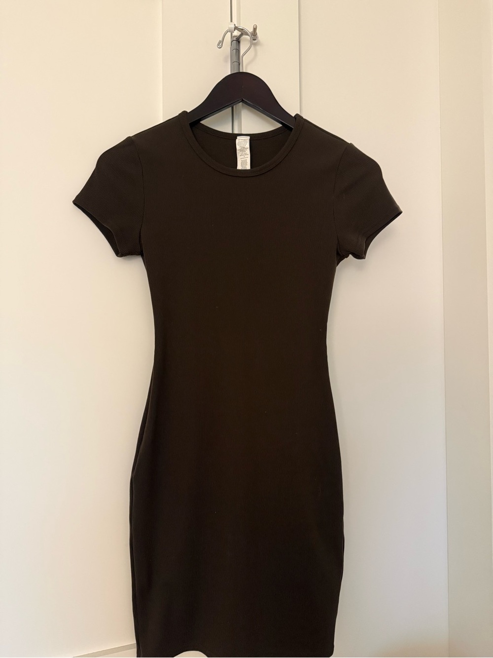 ALO Yoga Black Short-Sleeve Mini Dress